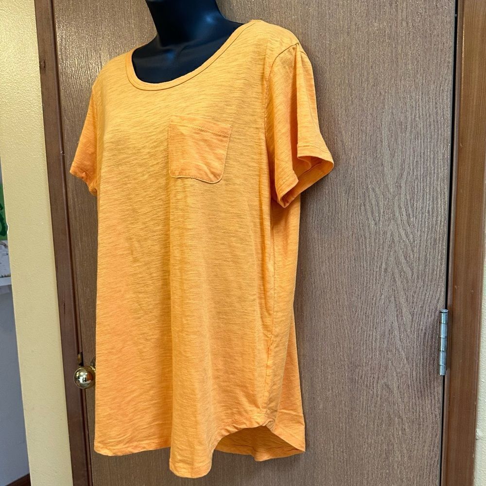 Urban Diction Short Sleeve T-Shirt Orange Crew Neck | women’s size XL